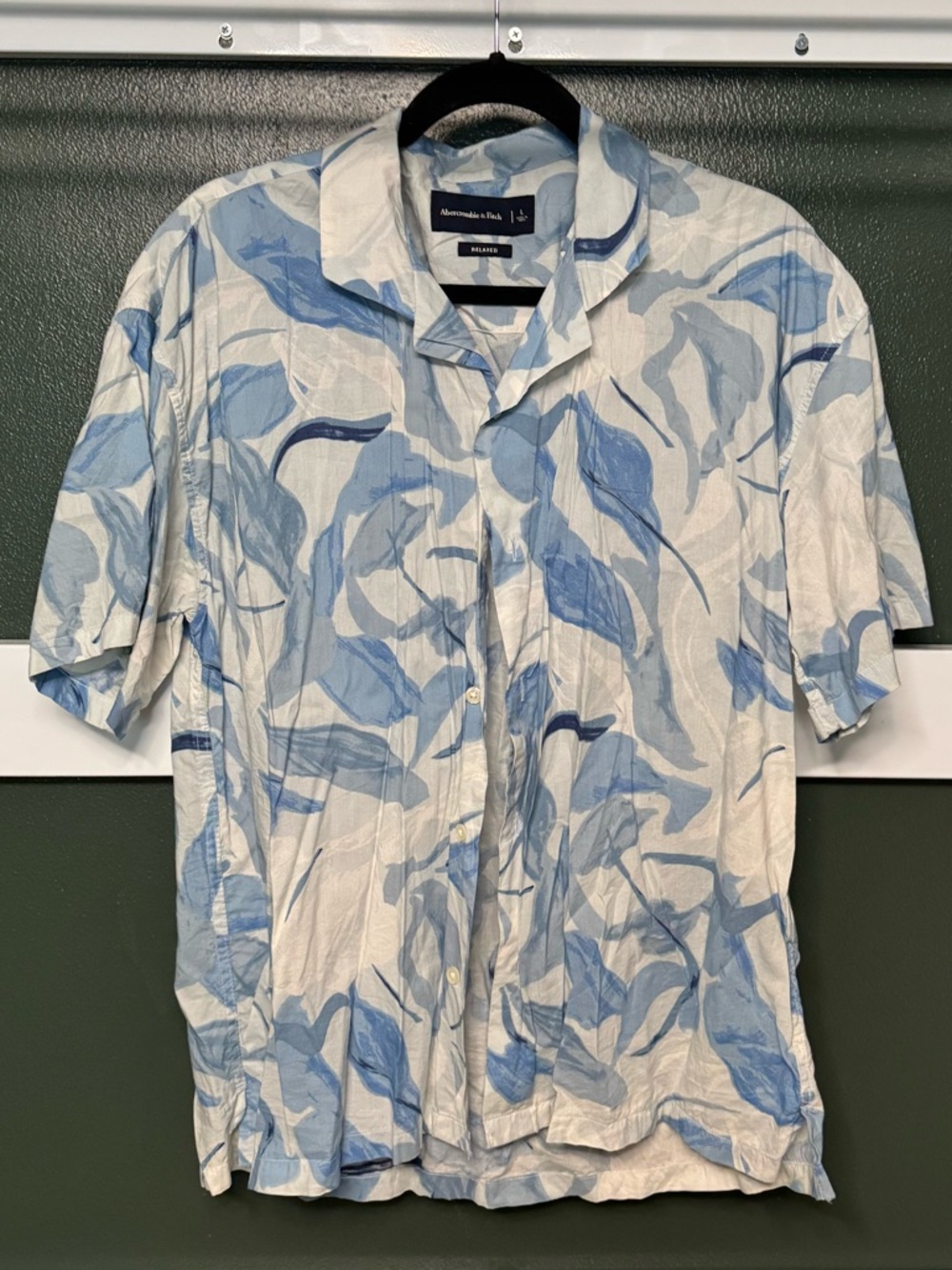 A&F Blue Leaf Resort Shirt